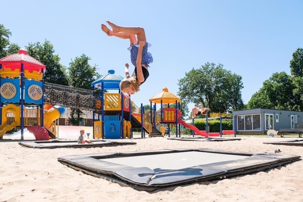 Camping De Pallegarste Chalet 119 Marienberg Zewnętrze zdjęcie